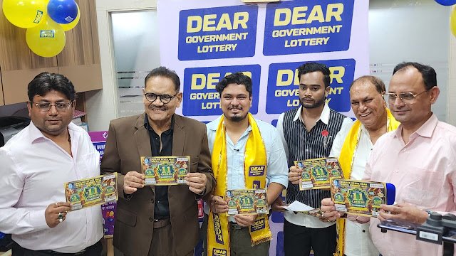 Mushtaq Khan Honours Stockist and Seller of Dear Government Lottery