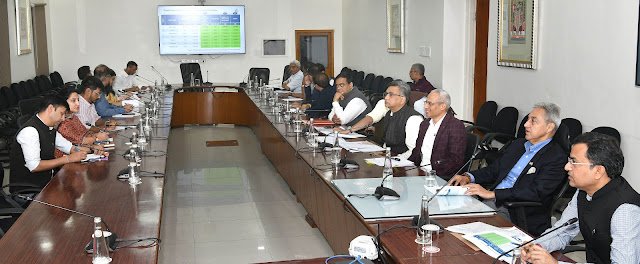Chief Secretary Shri Sudhansh Pant Chairs a Review Meeting on MoUs signed during RRGIS’24